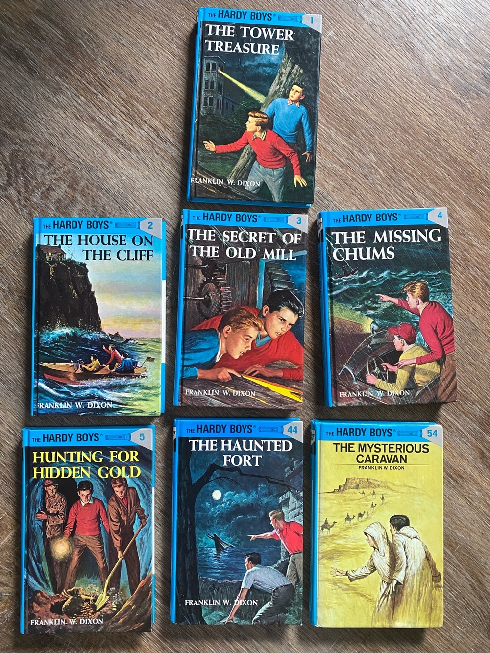 The Hardy Boys hardback 7 book Set - Blue Trim Covers